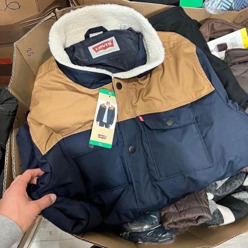 New arrivals of winter jackets pallets available
